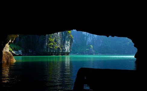 Cueva Bahía de Halong Cueva Bahía de halong